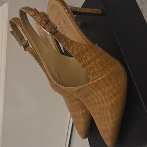 Naturalizer Arlo Croc Pattern Slingback Heels - Size 10